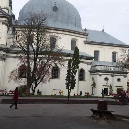 Central Studio Ternopil Exterior foto